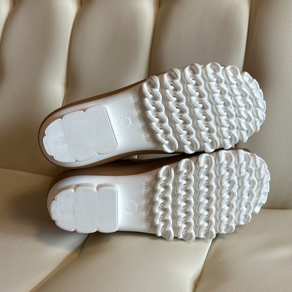 STELLA MCCARTNEY Duck City Chelsea Boots - Picture 4 of 5